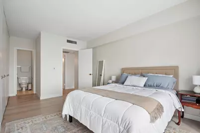 3200 N Lake Shore Drive #2802, Chicago, IL 60657 - Photo 7