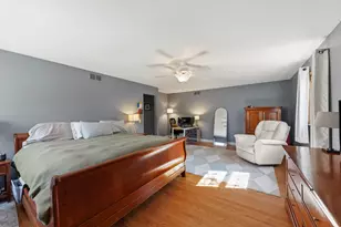 2135 Oak Hill Dr, Lisle, IL 60532 - Photo 15