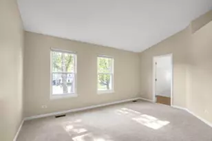 1255 Huntington Dr, Mundelein, IL 60060 - Photo 13