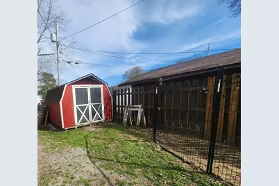 908 N 13th Street, Herrin, IL 62948 - Photo 19