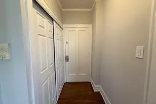 1525 W Estes Ave, Chicago, IL 60626 - Photo 3