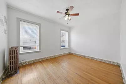 7960 S Phillips Avenue, Chicago, IL 60617 - Photo 13