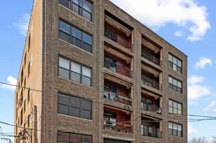 809 E 40th St, Chicago, IL 60653 - Photo 3