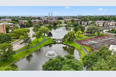 502 W Huntington Commons Road #443, Mount Prospect, IL 60056 - Photo 25