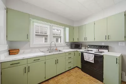 318 Spruce Street, Dixon, IL 61021 - Photo 7