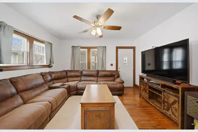 318 Spruce Street, Dixon, IL 61021 - Photo 9