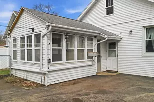 318 Spruce St, Dixon, IL 61021 - Photo 19