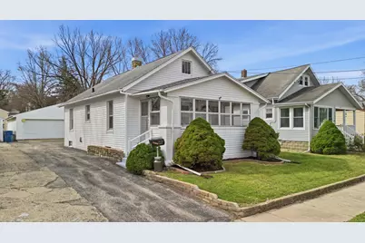 318 Spruce Street, Dixon, IL 61021 - Photo 1