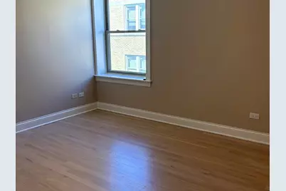 7516 N Damen Avenue #3, Chicago, IL 60645 - Photo 5
