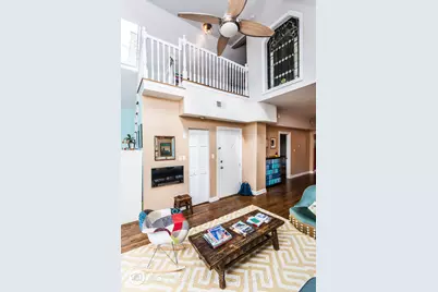 828 W Buckingham Place #3, Chicago, IL 60657 - Photo 3