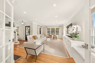 240 W St Charles Rd, Elmhurst, IL 60126 - Photo 9