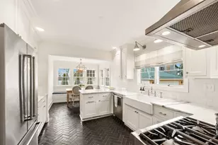 240 W St Charles Rd, Elmhurst, IL 60126 - Photo 17