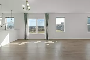 955 Riverdale Ct, Marengo, IL 60152 - Photo 5