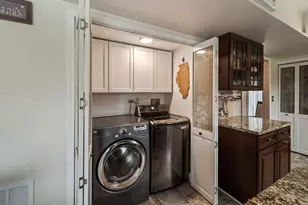 760 Thunderbird Trail, Carol Stream, IL 60188 - Photo 5