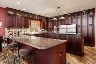 1700 Candlewick Dr, Poplar Grove, IL 61065 - Photo 9