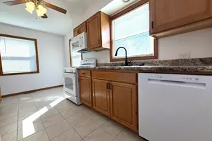 632 N Edgewood Ave, Lombard, IL 60148 - Photo 7