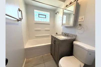 632 N Edgewood Avenue, Lombard, IL 60148 - Photo 9