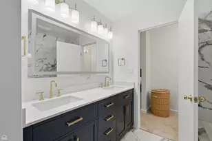 2317 N Hamilton Ave, Chicago, IL 60647 - Photo 25