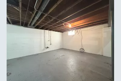 665 S May Avenue, Kankakee, IL 60901 - Photo 11