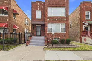 7631 S Cornell Ave, Chicago, IL 60649 - Photo 1