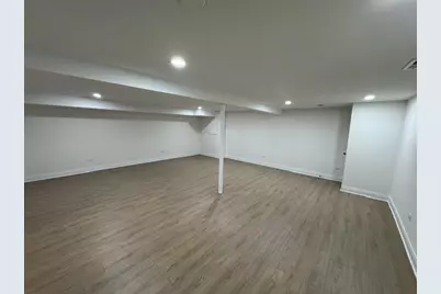 870 E Thacker Street, Des Plaines, IL 60016 - Photo 13