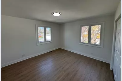 870 E Thacker Street, Des Plaines, IL 60016 - Photo 7