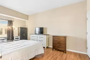 3303 Grove Ave, Berwyn, IL 60402 - Photo 9