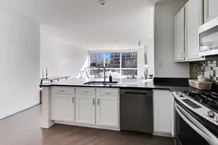 3718 N Ashland Ave, Chicago, IL 60613 - Photo 5