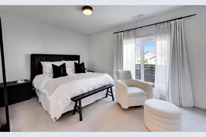 3718 N Ashland Avenue #302, Chicago, IL 60613 - Photo 9