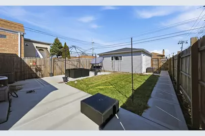 5445 S Karlov Avenue, Chicago, IL 60632 - Photo 31