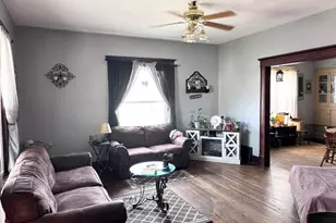 325 W Porter St, Salem, IL 62881 - Photo 7