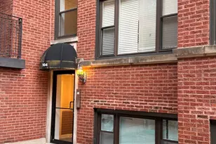 904 W Winona St, Chicago, IL 60640 - Photo 3