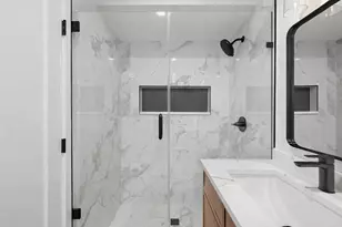 3941 N Spaulding Ave, Chicago, IL 60618 - Photo 11