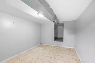 9020 S University Ave, Chicago, IL 60619 - Photo 21