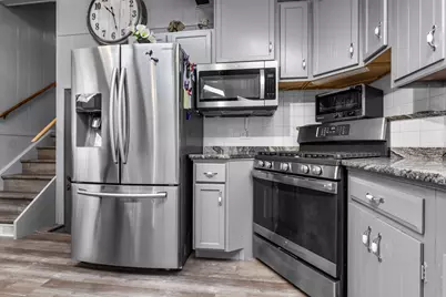 1708 Parkview, Rockford, IL 61107 - Photo 7