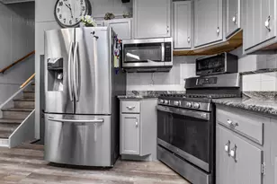 1708 Parkview, Rockford, IL 61107 - Photo 7