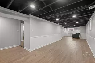 20 S Central Ave, Aurora, IL 60506 - Photo 19