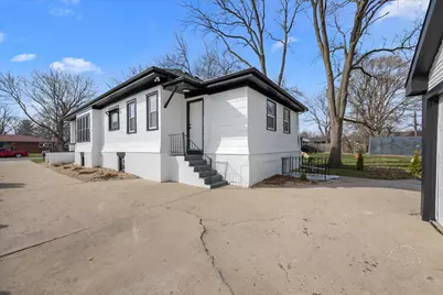 20 S Central Avenue, Aurora, IL 60506 - Photo 21