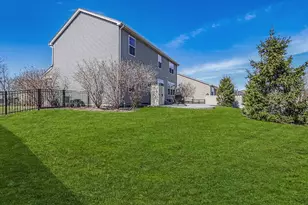 804 Feeney Dr, Minooka, IL 60447 - Photo 5