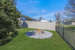 804 Feeney Dr, Minooka, IL 60447 - Photo 7