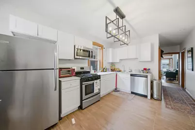 3742 W Diversey Avenue, Chicago, IL 60647 - Photo 3