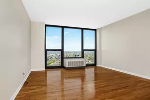2500 N Lakeview Ave, Chicago, IL 60614 - Photo 13