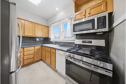 1059 Larkin Avenue, Elgin, IL 60123 - Photo 7