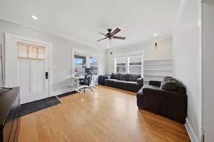 1059 Larkin Ave, Elgin, IL 60123 - Photo 3