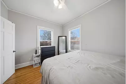 1059 Larkin Avenue, Elgin, IL 60123 - Photo 11