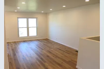 1470 Elizabeth Street, Glendale Heights, IL 60139 - Photo 7