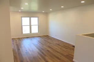 1470 Elizabeth St, Glendale Heights, IL 60139 - Photo 7