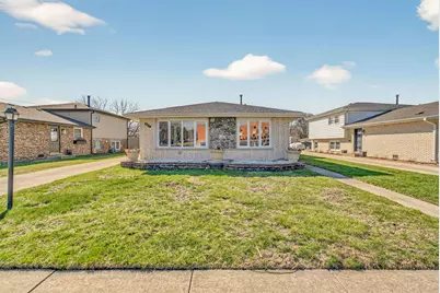 9124 Meade Avenue, Oak Lawn, IL 60453 - Photo 1