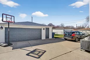 9124 Meade Ave, Oak Lawn, IL 60453 - Photo 7