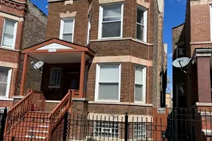 4732 W Congress Pkwy, Chicago, IL 60644 - Photo 1